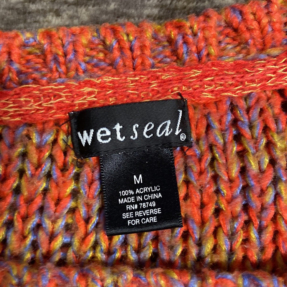 Wet Seal Womanโs Knit Sweater Size Medium (could work for a small) - Picture 10 of 13